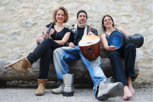 Arasta Bazar (FR): turecké tržiště vs. francouzská kavárna / koncert-tancovačka @ (A)VOID Floating Gallery | Prague | Hlavní město Praha | Czech Republic